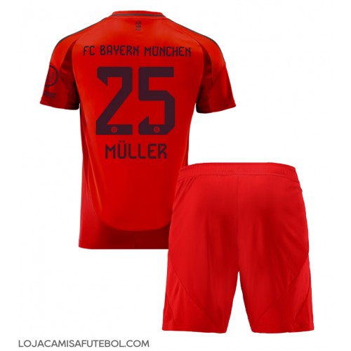 Camisa de Futebol Bayern Munich Thomas Muller #25 Equipamento Principal Infantil 2024-25 Manga Curta (+ Calças curtas)